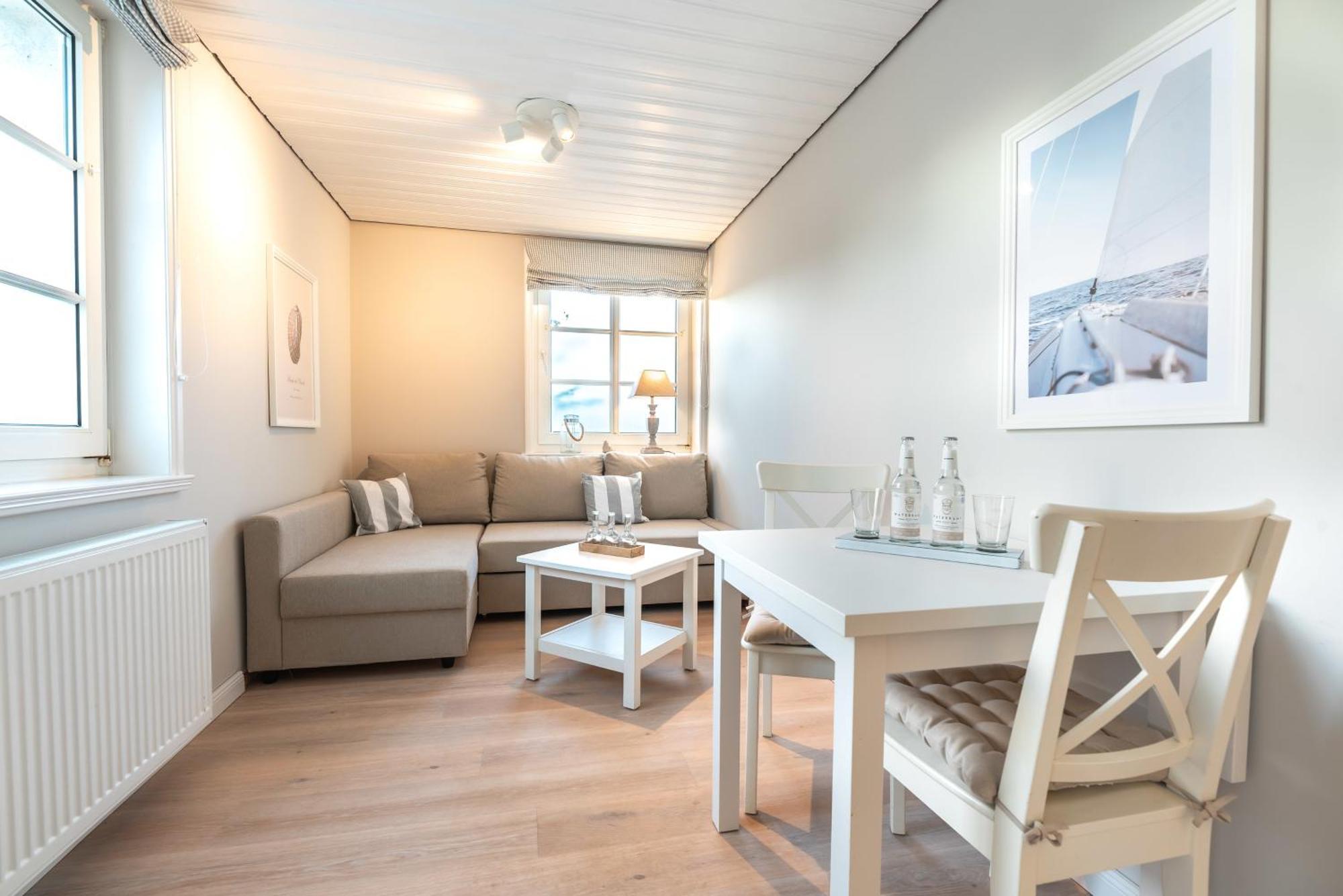 Landhaus Am Meer - Whg 3 Liinsand Utersum エクステリア 写真